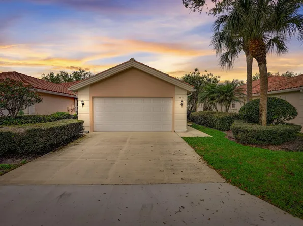 2811 Livingston Lane, West Palm Beach, FL 33411