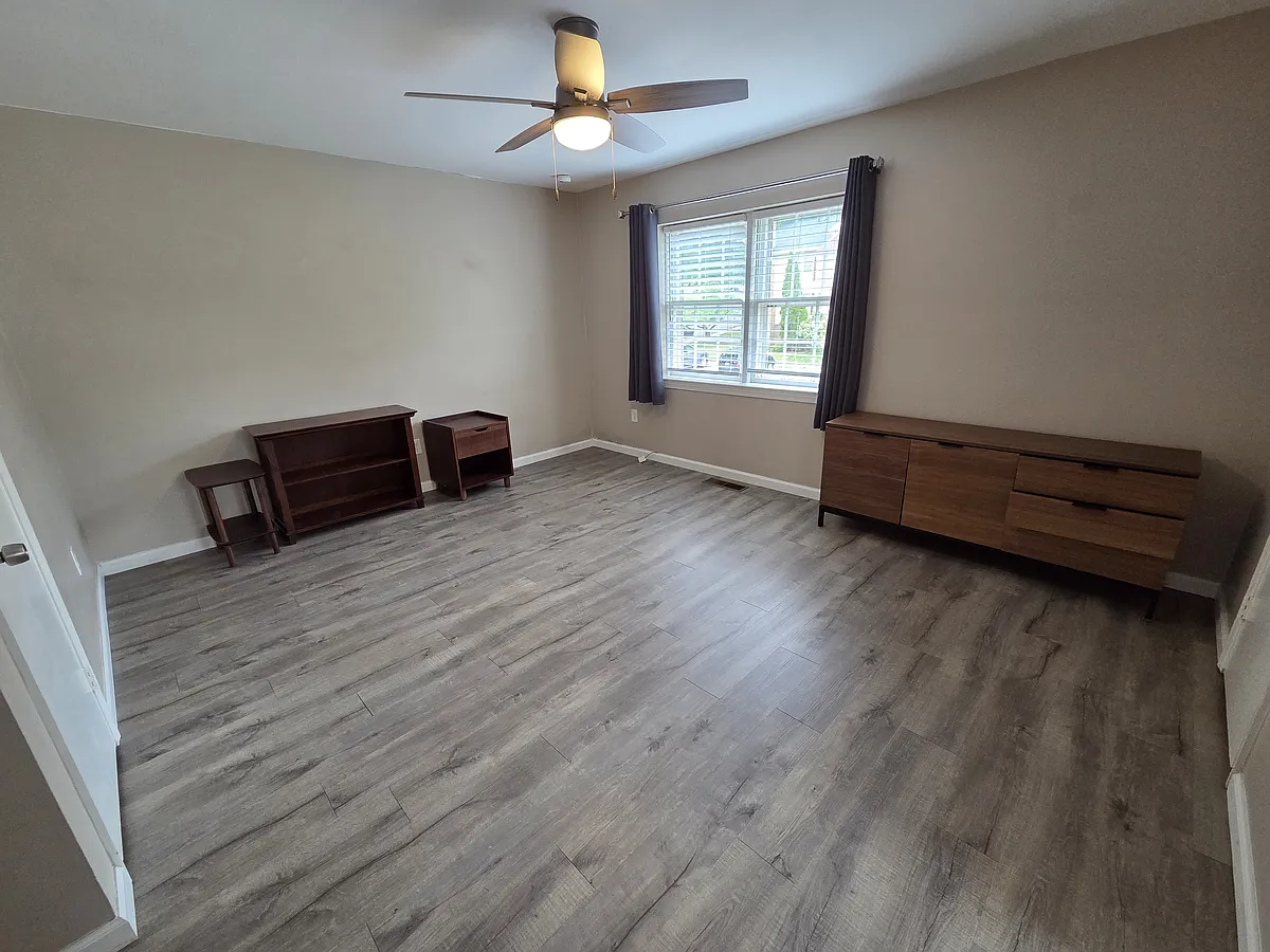 Building Photo - 2573 Windbreak Dr