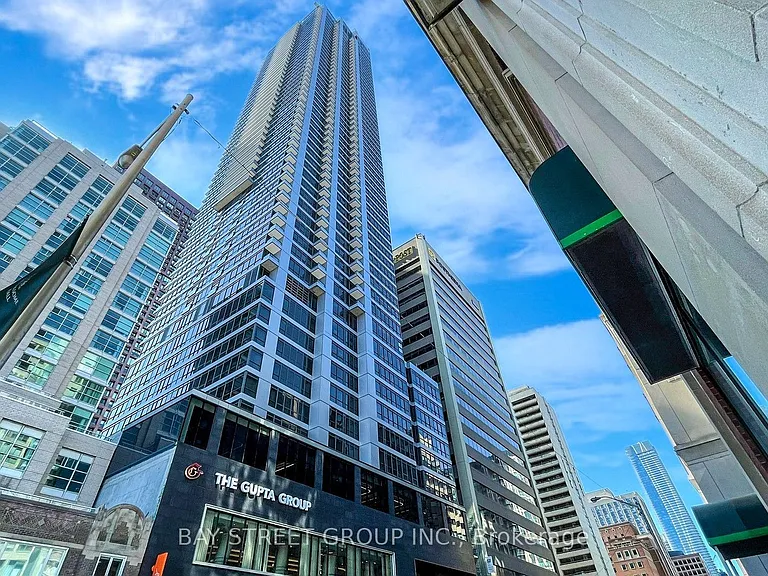 395 Bloor St E #4206 — Photo 2