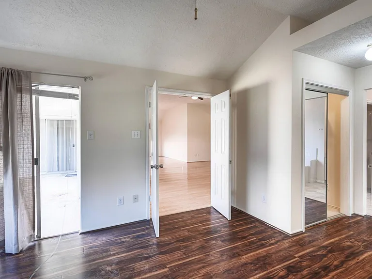 1226 Berrystone Trl — Photo 23