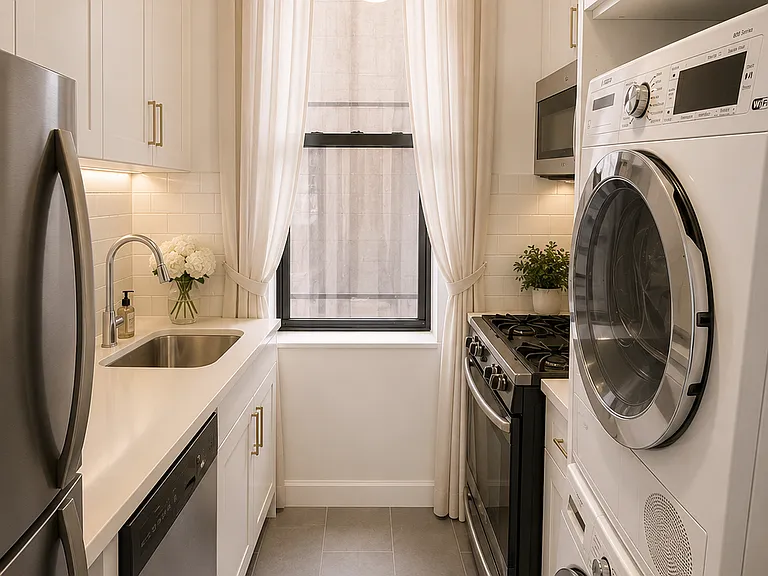 166 W 72nd St #3-C — Photo 2