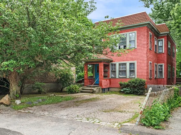 7 Oliver Rd, Watertown, MA 02472