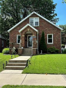 618 Olive St, Highland, IL, 62249
