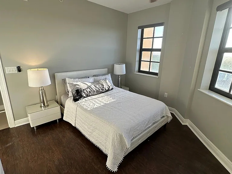 5781 Cape Harbour Dr #1107 — Photo 22