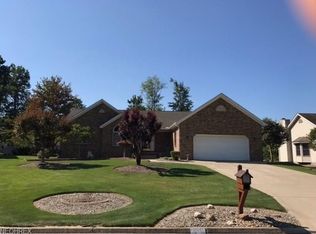 217 Robbies Run, Cortland, OH 44410