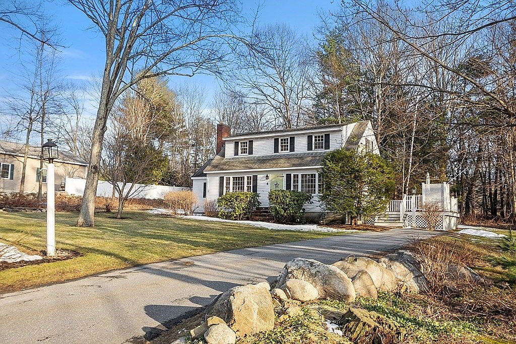 4 Cathy Rd, Chelmsford, MA 01824 Zillow