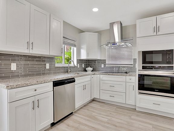 3rd image of 421 SE 5 Terrace