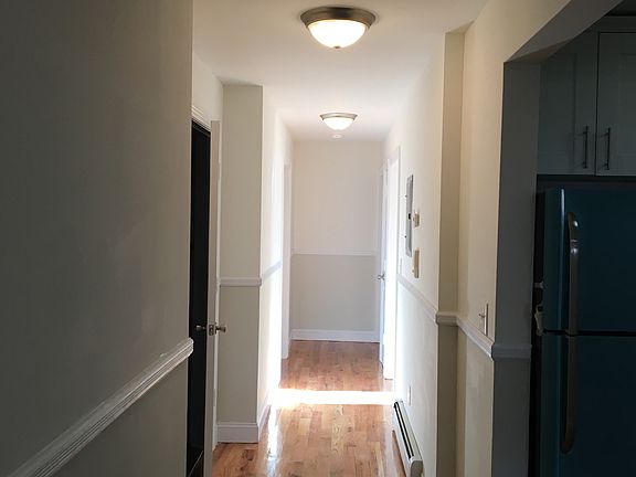 2nd image of 9221 Queens Blvd #1