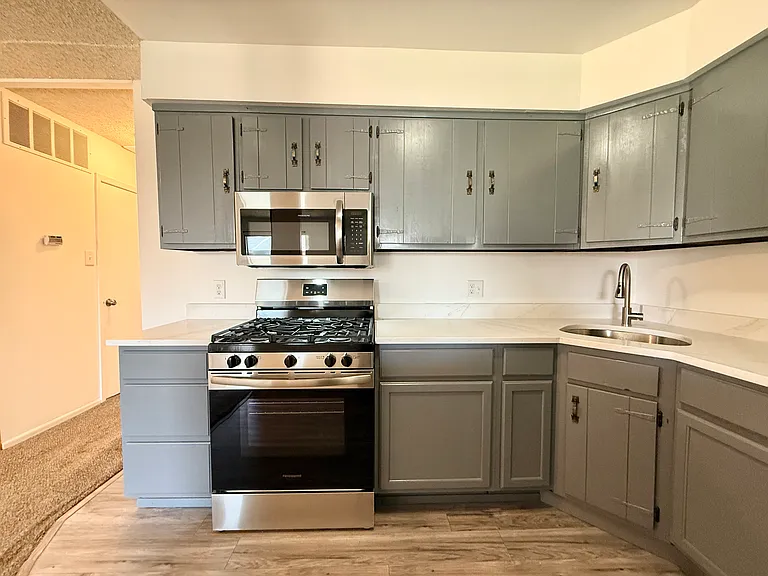 9148 Ellie Dr #2 — Photo 16