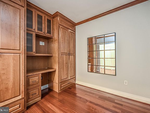 5th image of 8220 Crestwood Heights Dr APT 610