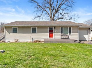 204 Wagner Rd, Chesterton, IN