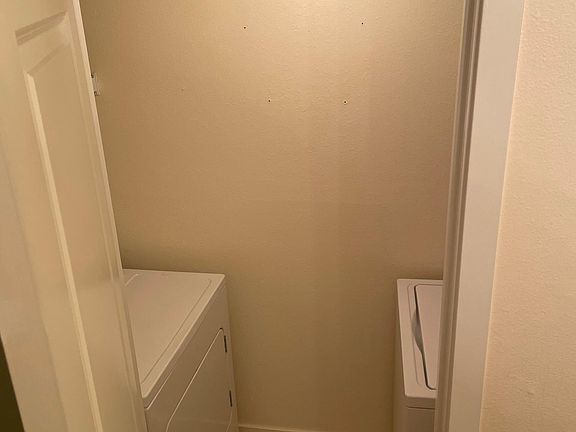 5th image of 14210 NE 181st Pl APT M