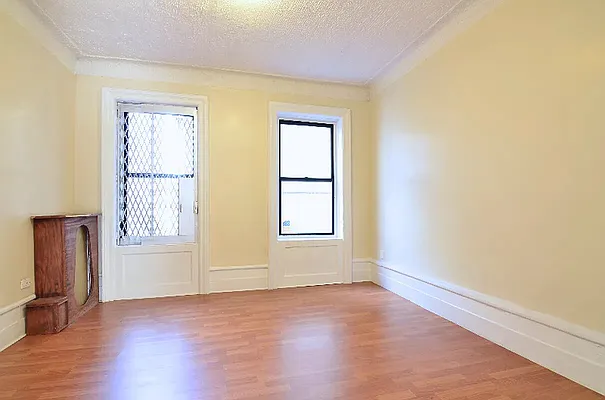 Rented by Executive Towers  | media 9