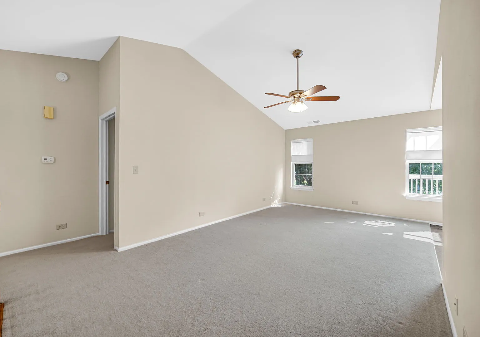 2 bed, 1250 sqft, $2,500 — Photo 3
