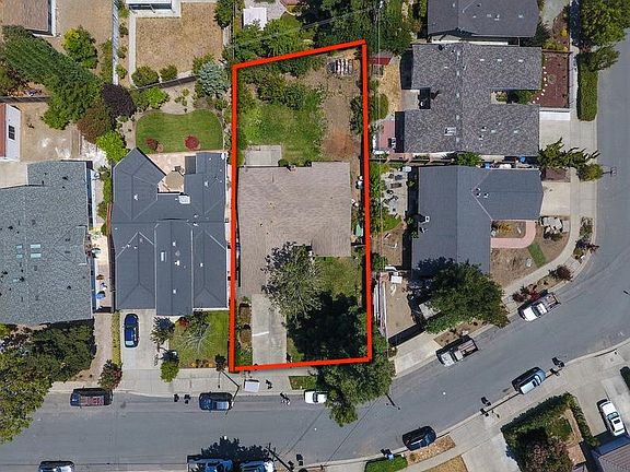 3rd image of 2254 Chaparral Ave