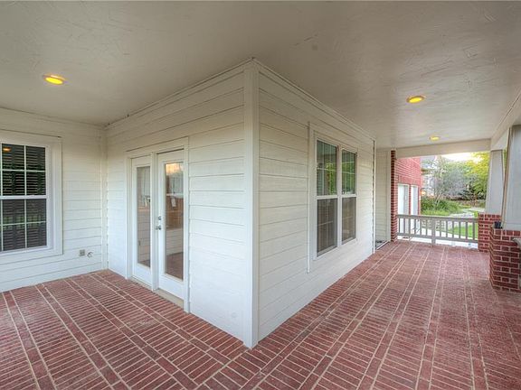 4th image of 4219 Boxwood Dr