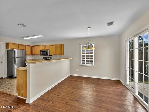 2nd image of 1754 Pepperwood Way