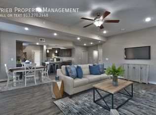 22088 W 123rd Ln BUILDING 3-105, Olathe, KS 66061