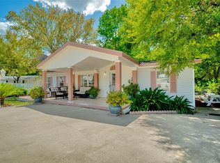 110 Ashley Ln, Huntsville, TX 77320