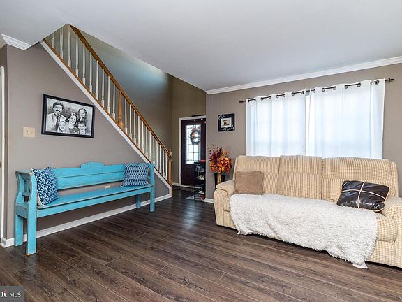 4th image of 4190 Milords Ln