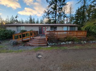 9142 Flagler Rd, Nordland, WA 98358