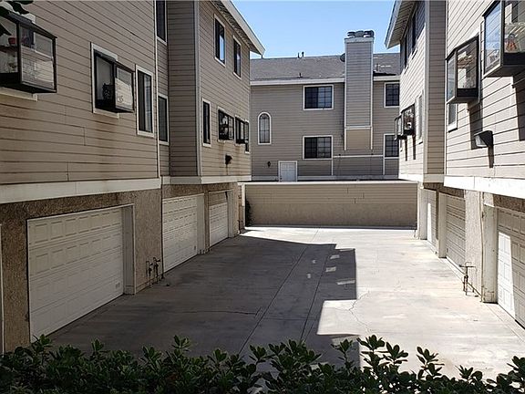 4th image of 8338 Woodley Pl Unit 35