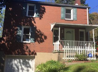 111 Collins Dr, Pittsburgh, PA 15235