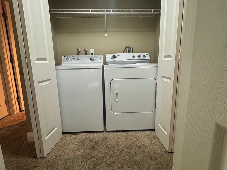 233 Enterprise Dr — Photo 16
