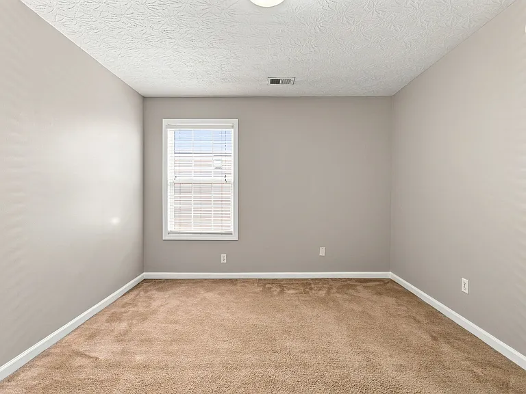 3901 Winthrop Dr — Photo 8