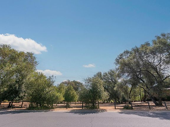 5th image of 285 Smith Flat Rd