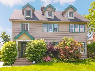 3332 Chalfant Rd, Shaker Heights, OH 44120