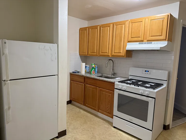 1424 W Porter St #3 — Photo 4