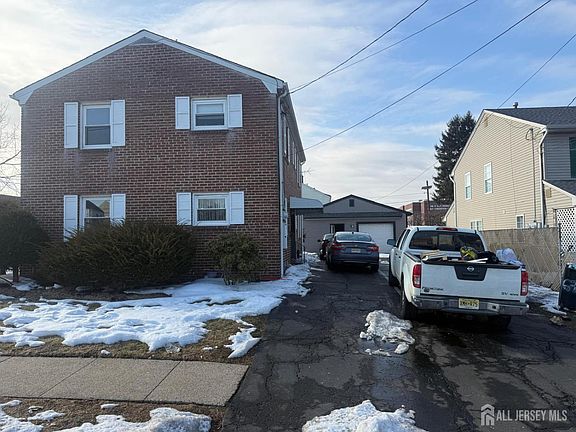 4th image of 675 Harrison St