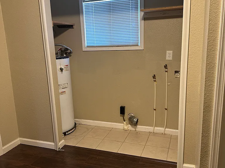 213 Engle Ave — Photo 10