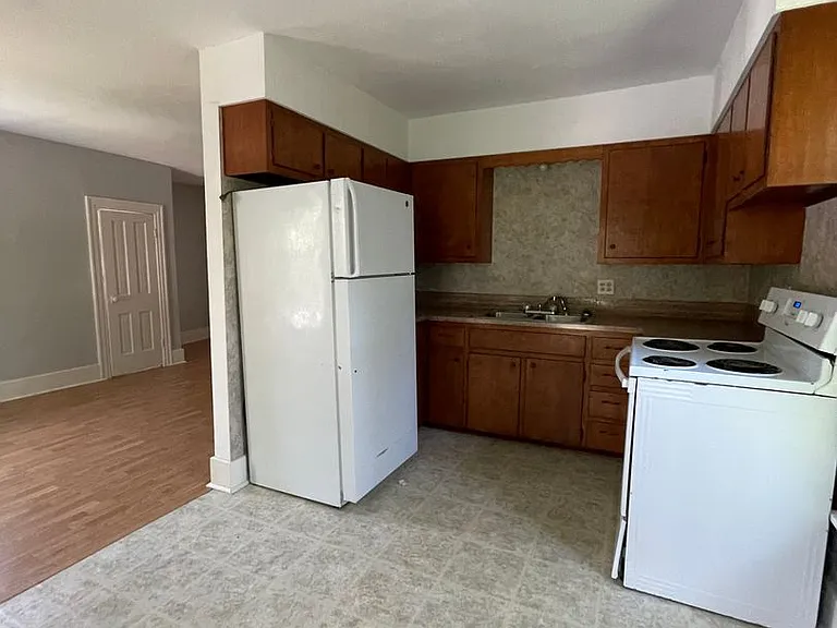 520 State St — Photo 6