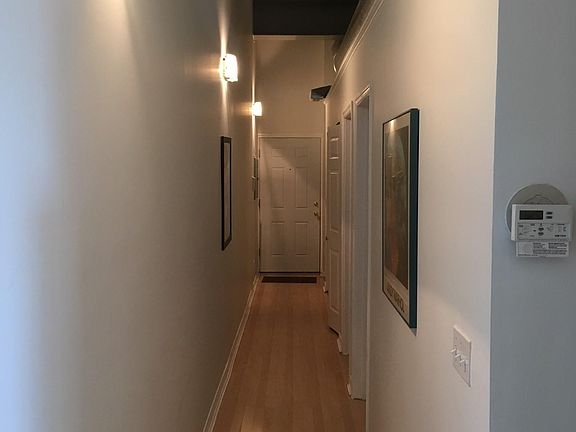 4th image of 1314 N Milwaukee Ave #203