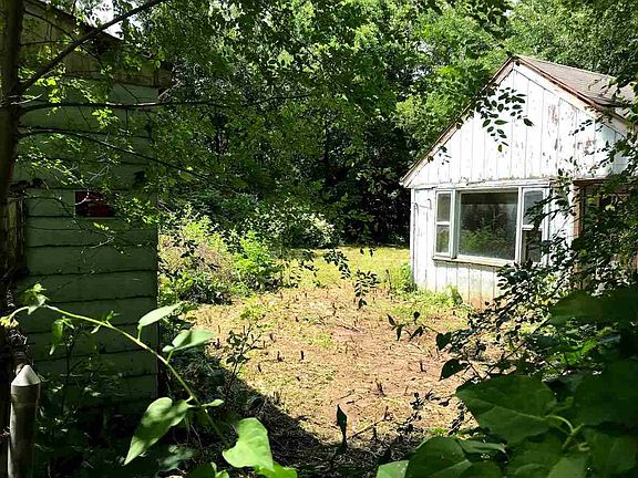 5th image of 1118 N Greenview Ave