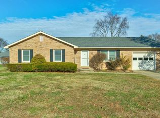 7844 Faye Ln, Newburgh, IN 47630