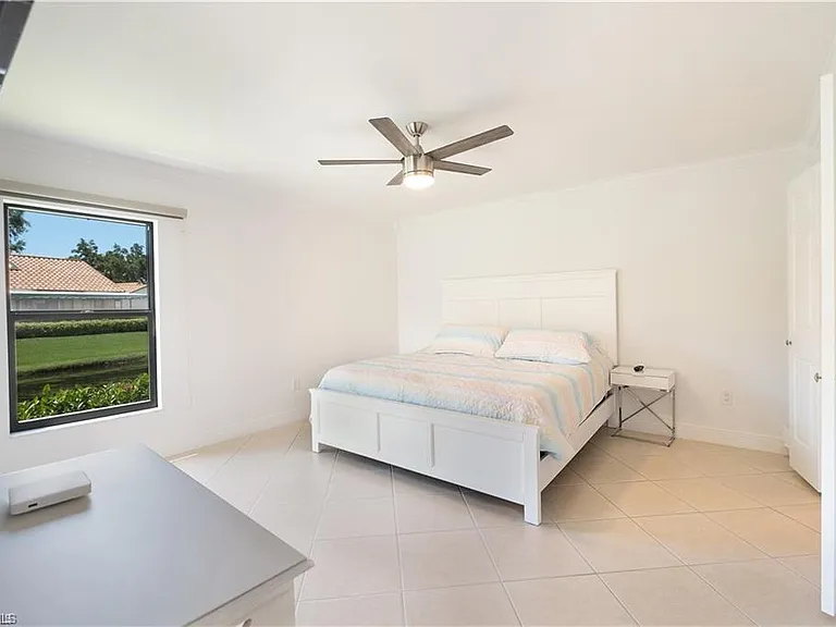 845 Reef Point Cir — Photo 16