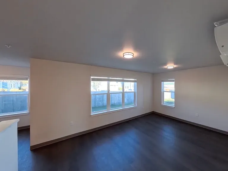 900 N Oak Harbor St #900 — Photo 9