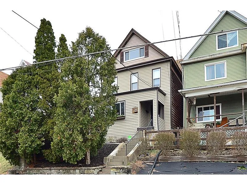 307 Kathleen St photo 1