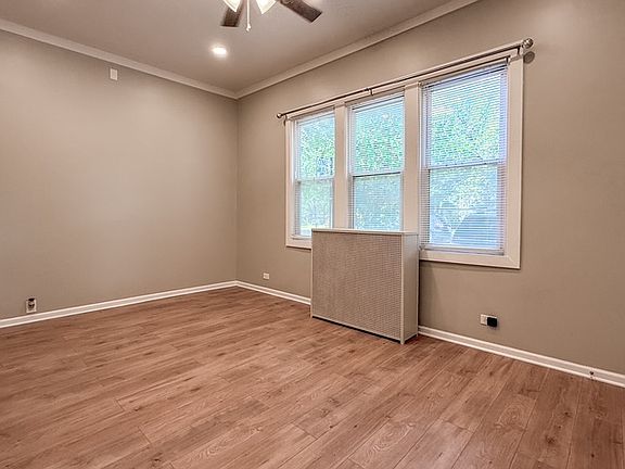 2nd image of 4324 N Damen Ave #1