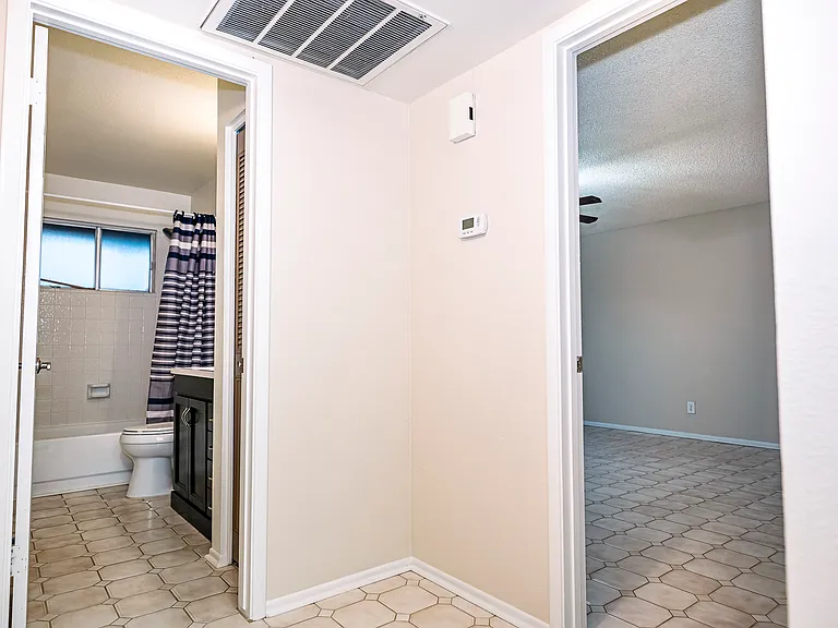 17609 N 45th Ave — Photo 10