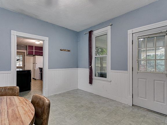 3rd image of 515 1st St