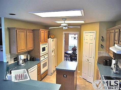 2nd image of 2250 Cottonwood Ct