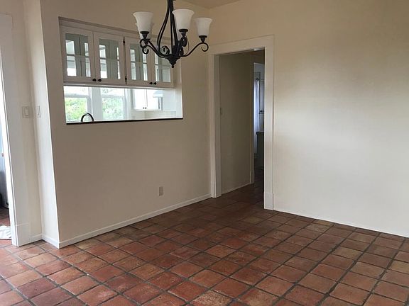5th image of 3676 Bellingham Ave