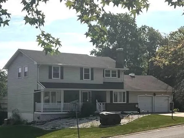 14 Basswood Ln, Wilmington, DE 19810