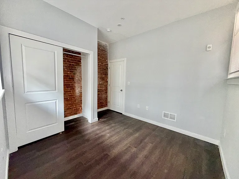 2113 S 15th St #1 — Photo 12