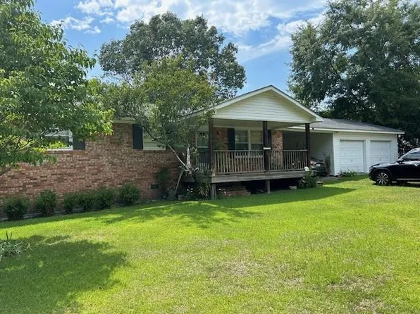 1062 Santee Ave, Manning, SC 29102