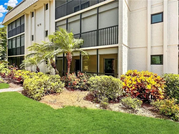 788 Park Shore Dr APT C11, Naples, FL 34103